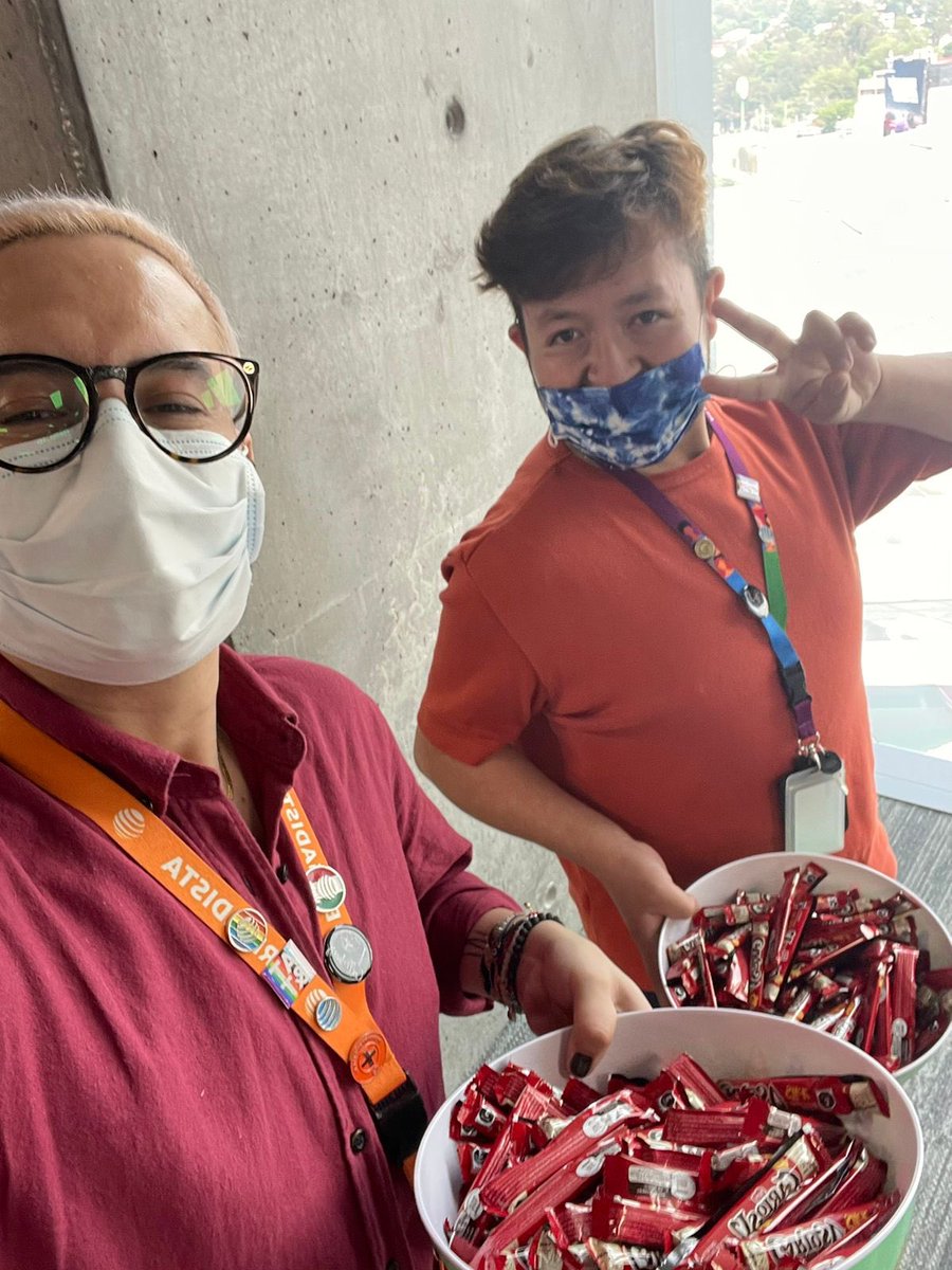 CollectionsMX's tweet photo. Chocolate Day at CDMX! ❤️ #InternationalChocolateDay #CollectionsMX #LifeAtATT https://t.co/DlV2bW68Kq