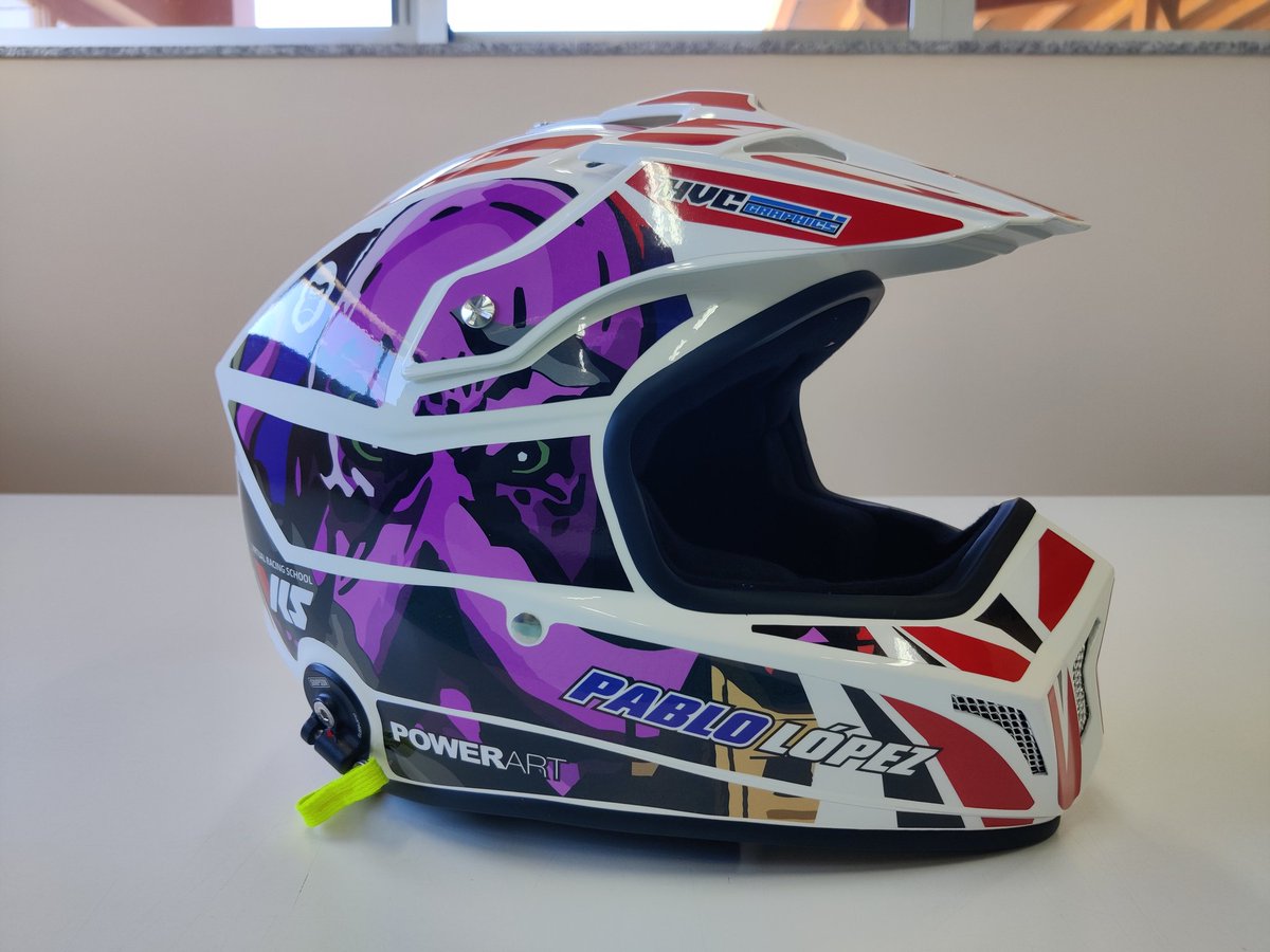 ThePulpoLopez's tweet photo. Taraaaaaaa! Os presento mi casco pulpeiro 🐙😍
Un trabajo de #HVCgraphics sobre la ilustración pulpeira de #NonSonHoras
Qué os parece? 
@realVRS @PowerArtMedia #gorillatime @CEAX_RFEdA https://t.co/5VZ3cn9o4p