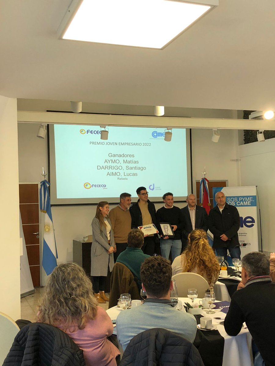 fececosf's tweet photo. Ganadores del PREMIO JOVEN EMPRESARIO DE #FECECO 2022. Propuestos por el @CCIRRRafaela .
@redcame @camejoven https://t.co/9rIdI8GXy3