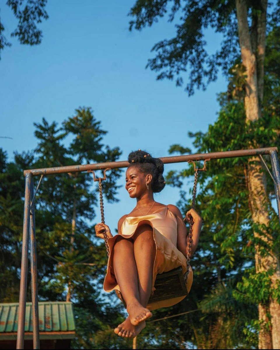 motion19store's tweet photo. Hello voyageurs, pour le lancement de notre jeu sur le thème Femme Africaine, nous vous présentons nos derniers coups de cœurs
Apprécions le travail de 
📸: @glography_studios IG 
📸: @EbeneDivine
📸: @diorama_photography_studio IG 

#movingcreators2022  #feelfreetocreate https://t.co/SiUiOOil1C