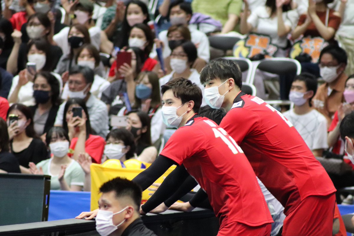 ssm___y's tweet photo. シンクロだね🥰🥰かわちだね🥰🥰

#龍神ニッポン 
#小野寺太志 選手
#髙橋藍 選手
#VNL2022 https://t.co/kuIkkRVZRX