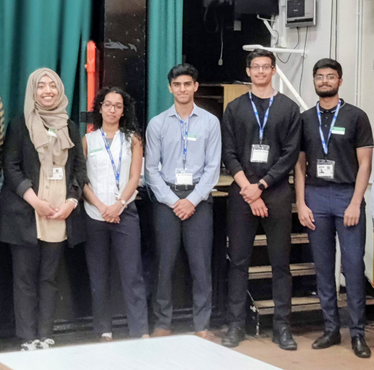 Handling 15-16 years old is a challenge. Trying to change their view on science &amp; uni is another level. Our #medstudents delivered this in style at <a href="/PerryfieldsAca/">Perryfields Academy</a>. Activities ran like clockwork &amp; initial feedback shows it's a massive success. Thanks, @GalacticZoo for the support