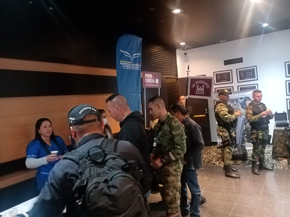 AgLogistica's tweet photo. La @AgLogistica presente en el Seminario Internacional de Judicialización y Ataque a la Red de Explosivistas Ilegales.
Brasil, Paraguay, Ecuador, México, El Salvador y Argentina presente en este importante evento. #unidossomosmásfuertes #GSED #ALFM https://t.co/2jAqojdbDW