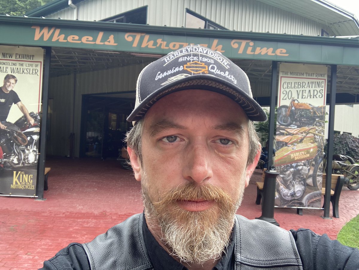 RiderCodgerGame's tweet photo. Made it to wheels through time today, met Matt Walksler, and I just love this place. #bikelife #harleydavidson #wheelsthroughtime https://t.co/vXTmTZsdzP