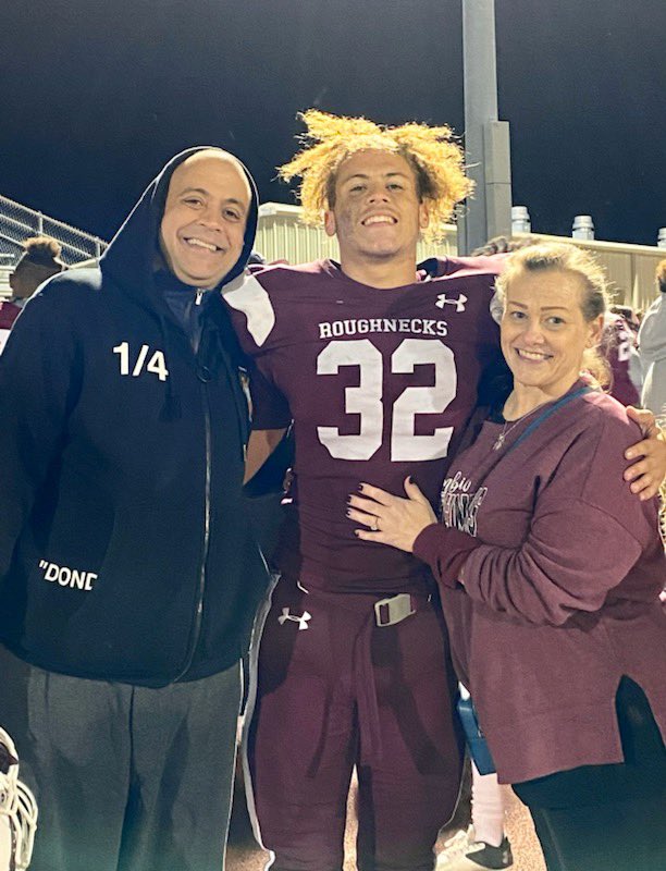 JUNIOR SZN STATS

85 Tackles 
6 TFL
2 SACKS
1 INT
2 PBU 

| honorable mention all district linebacker | UNCOMMITTED | 

jr szn film >>> hudl.com/v/2GWELe

@JulianJBaptiste  
<a href="/LitrentaJohn/">John Litrenta</a> 
<a href="/Coach_Cannata/">Matt Cannata</a> 
<a href="/coach_broderick/">Broderick Thomas - CORNERBACKS & TRACK COACH</a> 
<a href="/DB_CoachBlanco/">Coach White</a> 
<a href="/CoachJJohnson71/">Jeremy Johnson</a>