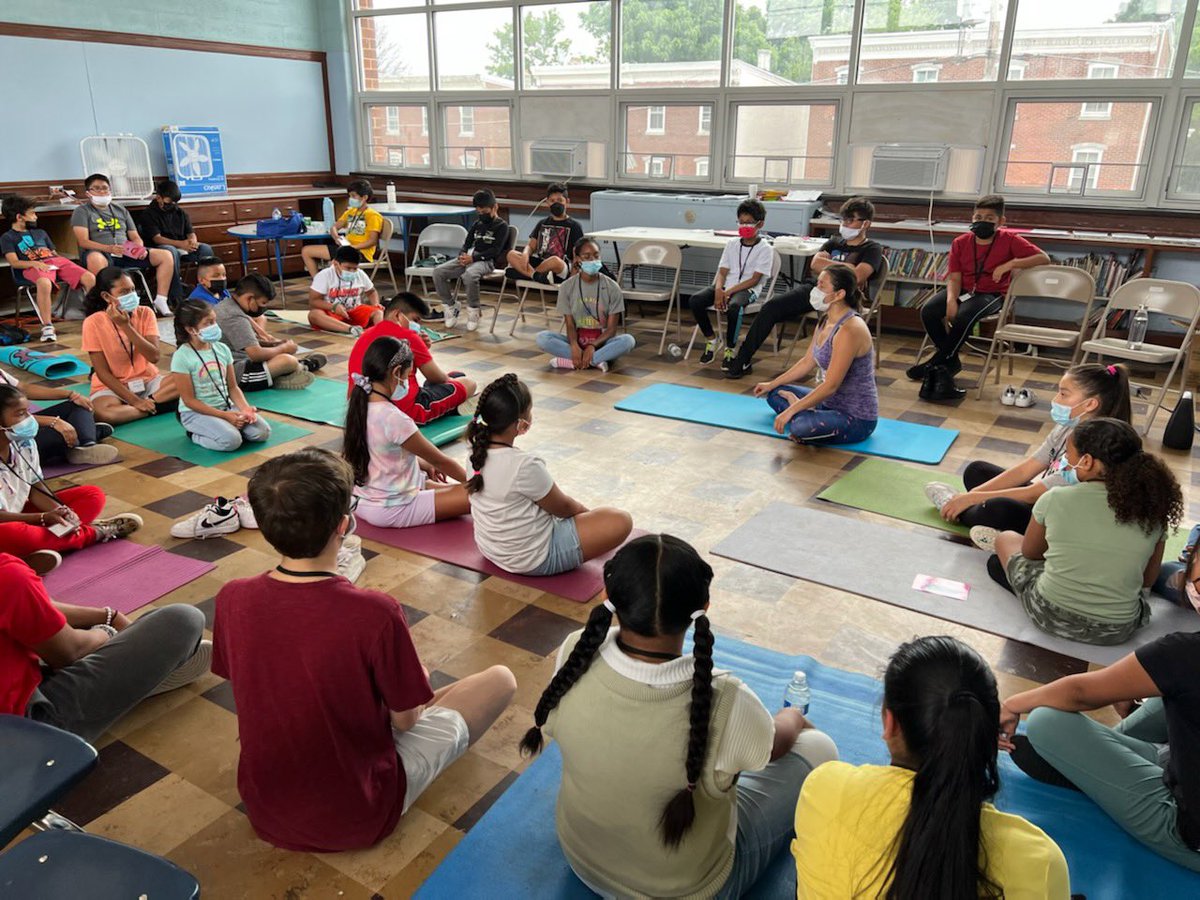 _ACLAMO_'s tweet photo. Our summer bridge program is going well! Our yoga & mindfulness class for children are key for the care our our children mental health and wellness! ACLAMO incorporated yoga in our youth programs since 2016! The kids had an amazing time! #ACLAMOYouthPrograms #ACLAMOSummerProgram https://t.co/LgWiZqE1s7