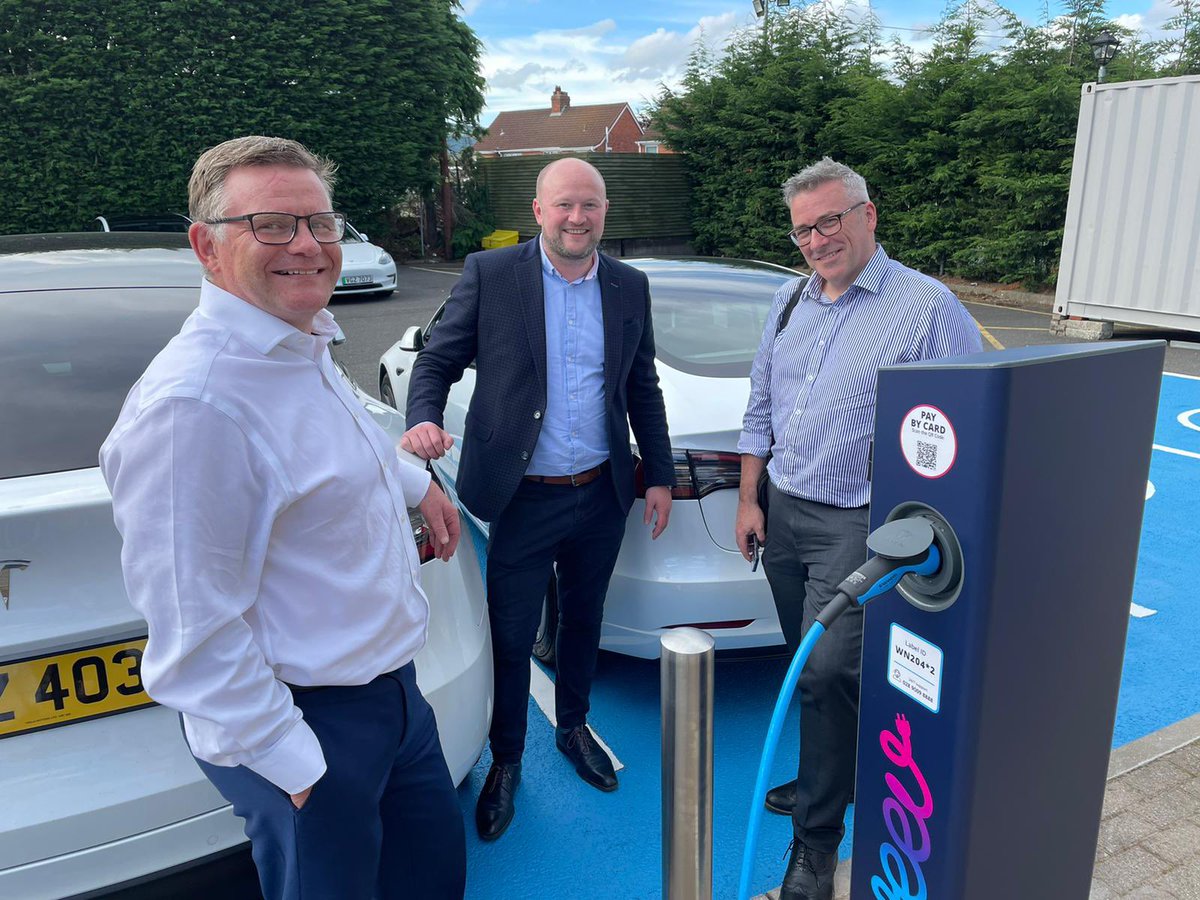 weevcharging's tweet image. Great to host an exclusive preview event today at the #BeechlawnHotel, showcasing Weev #EV chargers and our plans for an NI-wide network ⚡️