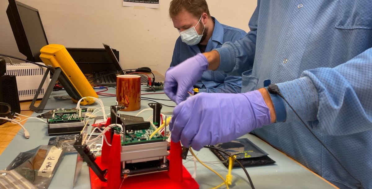 World's first #RaspberryPi satellite completes its mission after staying in space for 117 days bit.ly/3NMc6J4