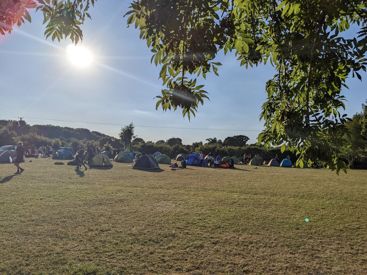 What a glorious day 1 for the Bronze final. Students have pitched up and are cooking their dinner.