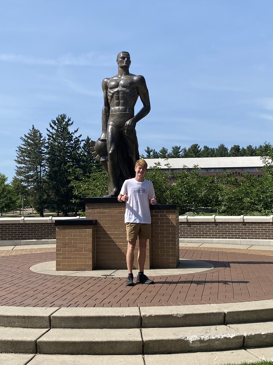 Had a great visit today <a href="/michiganstateu/">MSU</a>. Thanks Coach <a href="/CoachSimoneau/">Aaron Simoneau</a> for having me out, it was an amazing time!