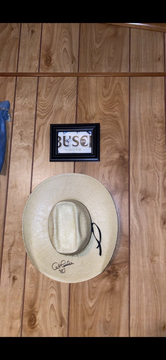 By far my favorite concert yet can’t wait to see <a href="/FlatlandCavalry/">Flatland Cavalry</a> again in Irving. <a href="/cletocordero/">Cleto Cordero</a> Best damn band there is #easyontheears #heavyontheheart