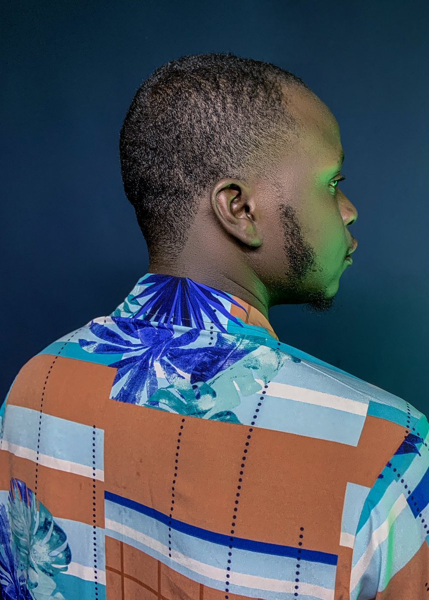 iamjayknows's tweet image. Make nobody EVER make you feel less about yourself or make them make you do Wetin you no want cause you want make them validate you.
Na Only God dey validate person and you dey absolutely amazing the way you dey.

NOBODY fit dey like you.
Have a Blessed day.
🌹❤️