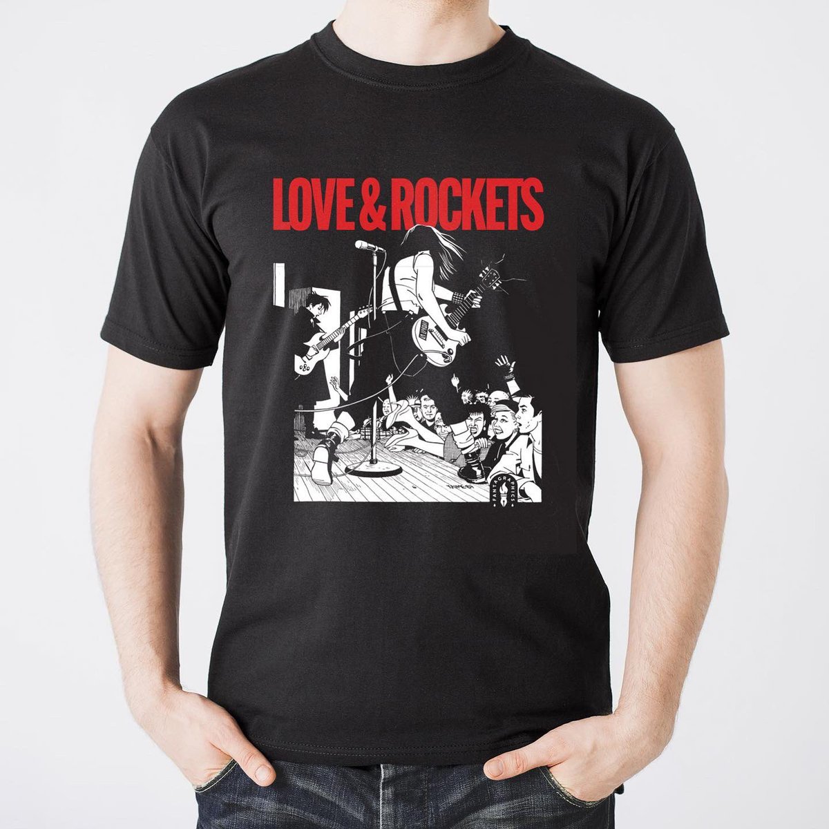 And check out this sneak peek of the Love and Rockets 40th Anniversary t-shirt featuring art by Gilbert that we’re debuting at the Con! We’ll also have our bestselling Jaime shirt and—of course—*tons* of books! See you there 🤑