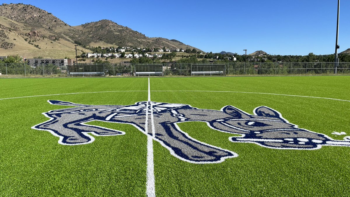 MinesAthletics's tweet photo. It looks good from every angle - the new turf at Stermole Stadium is officially ready for @MinesMSOC and @mineswsoc! #HelluvaEngineerโ https://t.co/DPsvt0uyr1