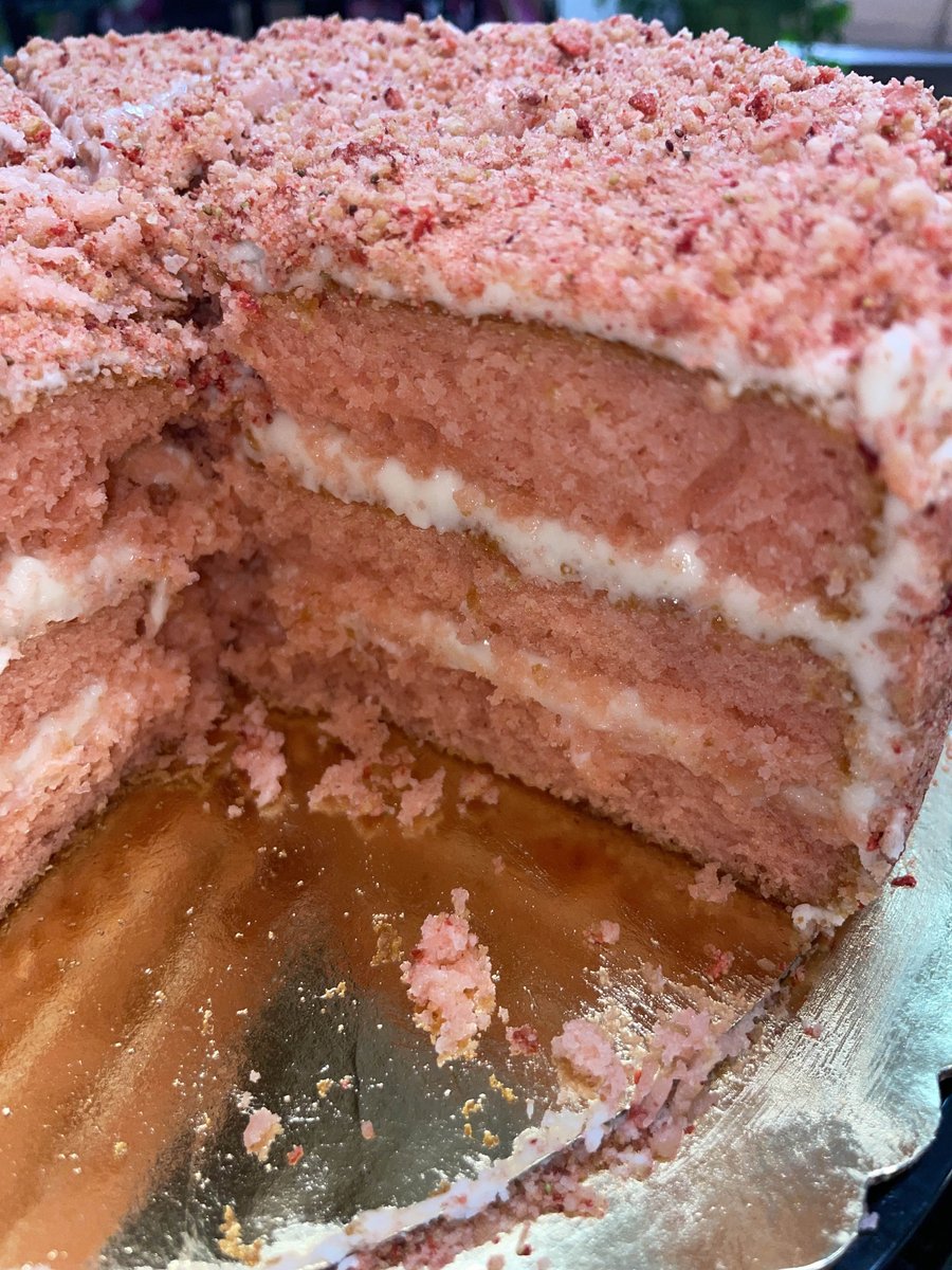 Peaceofmine360's tweet photo. 🍰It’s never too late to get @phelidaspieceofcake !🍰
🍓
🍓
🍓
🍓

Have you had our scrumptious strawberry crunch⁉️ https://t.co/Y56XHS9tWm