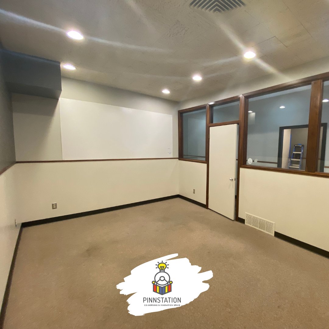 200 sqft office space for Rent on 521 E Abram St., right across from Fuzzys!

Give us a call to learn more: 682-252-8883

#coworking #coworkingspace #privateoffice #arlington #arlingtontx #arlingtontexas #texas #dfw #downtownarlington