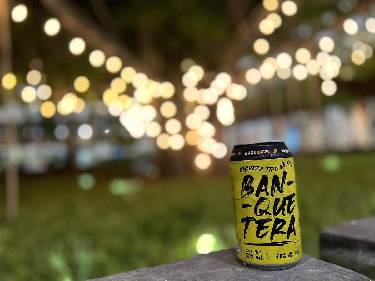 BuquiBichi's tweet photo. ¡Ya se antoja una #Banquetera 😅!
Las cheves banqueteras son las mejores. Terminamos con nuevos amigos, nuevas formas de pensar y todos contentos 🍻.
Nuestra #Kölsch es la cheve ideal para todo eso.
¿Dónde nos juntaremos hoy?
#BuquiBichi 🍻. https://t.co/0GAGAOCHg8