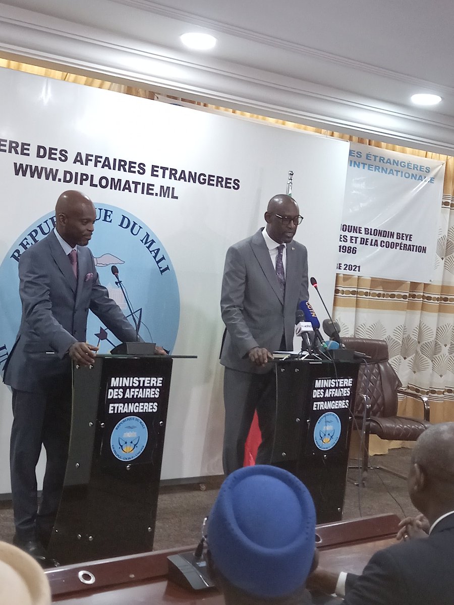 Les deux ministres ont animé un point de presse après la signature du communiqué conjoint