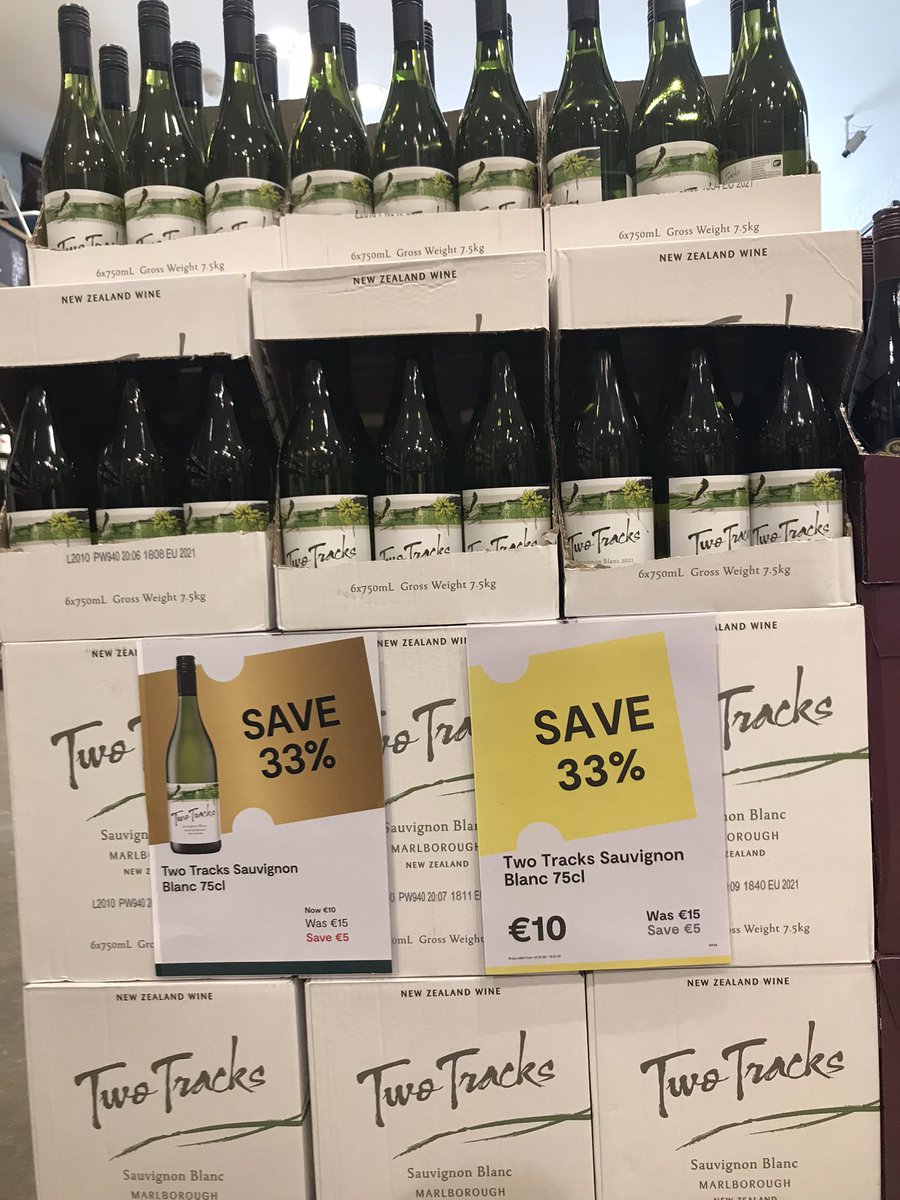 ciaransmith1958's tweet photo. @SuperValuIRL #twotracks #Supervalu The sun ☀️ is out in Barna &amp; at Clarke’s Super Valu Barna we have great wine from Zealand on offer .Please drink responsibly. https://t.co/OvNECAP9Tk