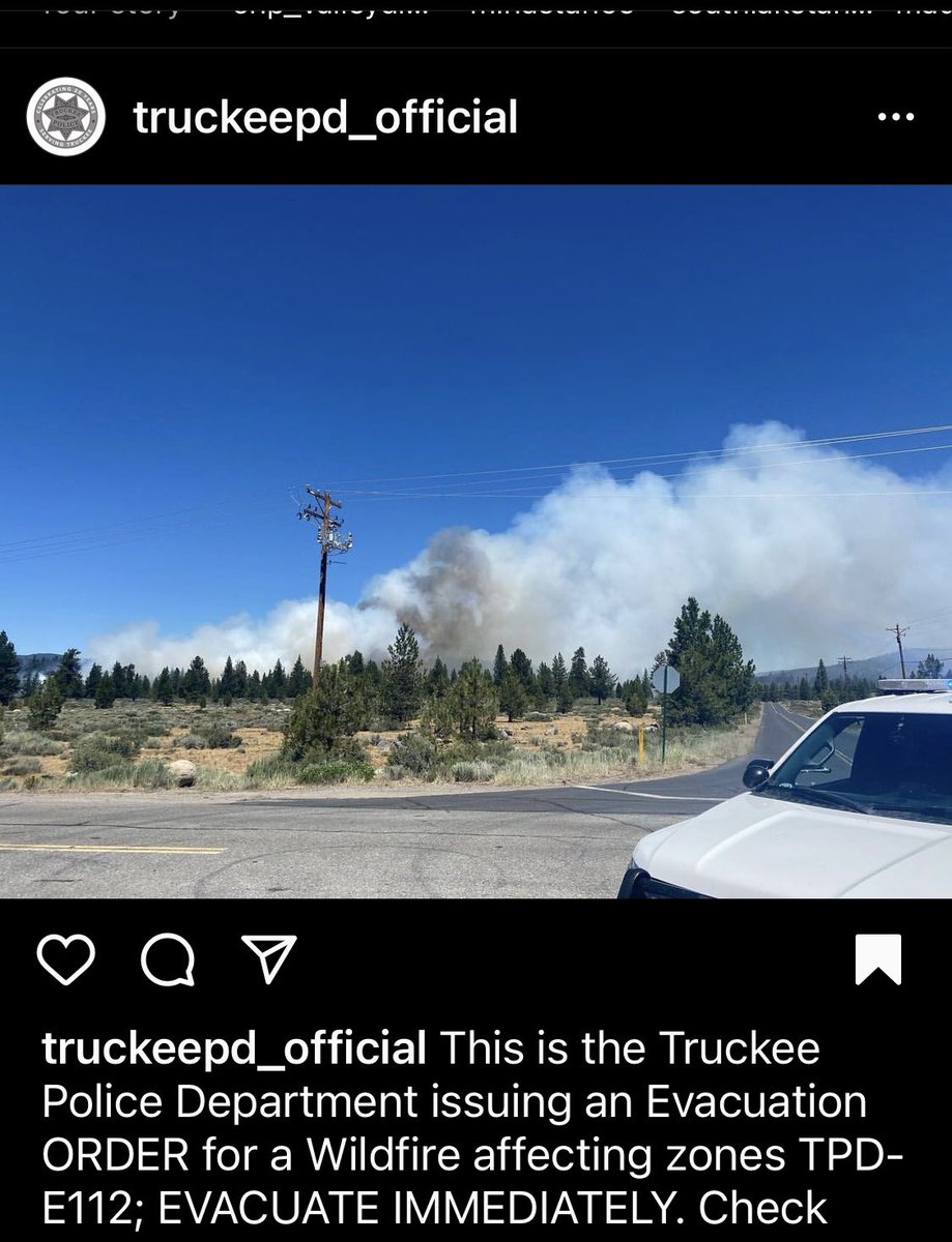 CHP_Truckee's tweet photo. ‼️EVACUATION ORDER for wildlife fire in Truckee (Zones TPD-E112)‼️

** For updates follow Truckee Police and https://t.co/ZuCaelreIy https://t.co/X599xdqPdt
