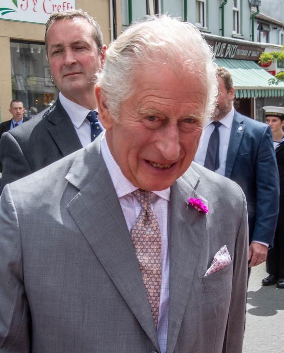 MaryAdamsRotary's tweet photo. @ClarenceHouse #HRH #Narberth today @MaryAdamsRotary #Powerpix #WALES #Photography https://t.co/RjLIDTaki1