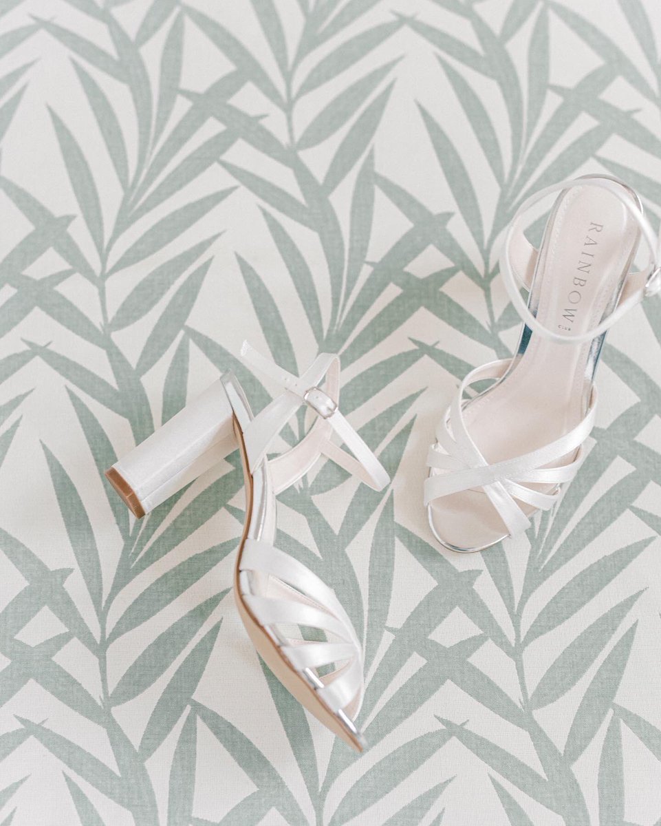wildernesswed's tweet photo. Happy to announce the arrival of @RainbowclubUK to the Wilderness Bride studio 🙌🏼  #weddingshoes #shoesaddict #bridalshoes #weddingday #wildernessbride https://t.co/PiNofblIrx