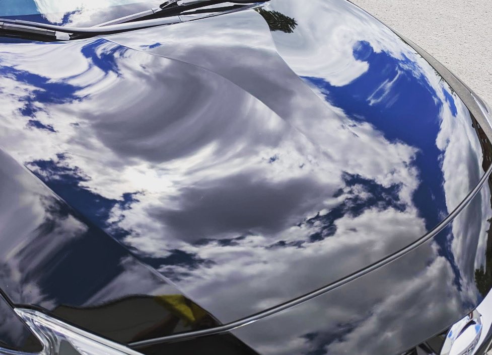 cross_detailing's tweet photo. Want a mirror like finish?🪞✨ 

Talk to us today about a polish and ceramic coating for your vehicle!!

📞705-875-1388
📧lynne@crosscanadarentals.ca
📍696 Rye St.

#CrossCanadaDetailing #MirrorReflection #CeramicCoating #PremiumDetailing #Peterborough #PTBOcanads https://t.co/k66GI3YEOC