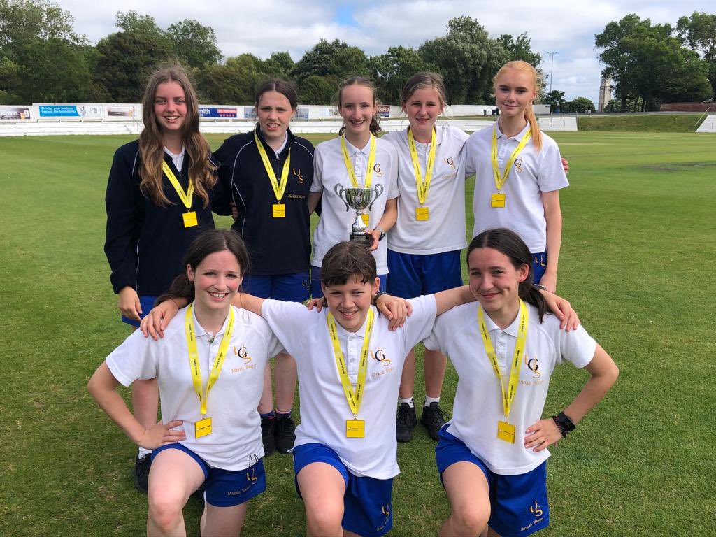 👌🏼 | A big thank you to @Ribbweb, <a href="/CromptonHousePE/">Crompton House PE</a>, @canforthHigh, @highhaslington, @pendlevale &amp; QES for an amazing day of cricket <a href="/chancetoshine/">franciscanim🐁</a>!