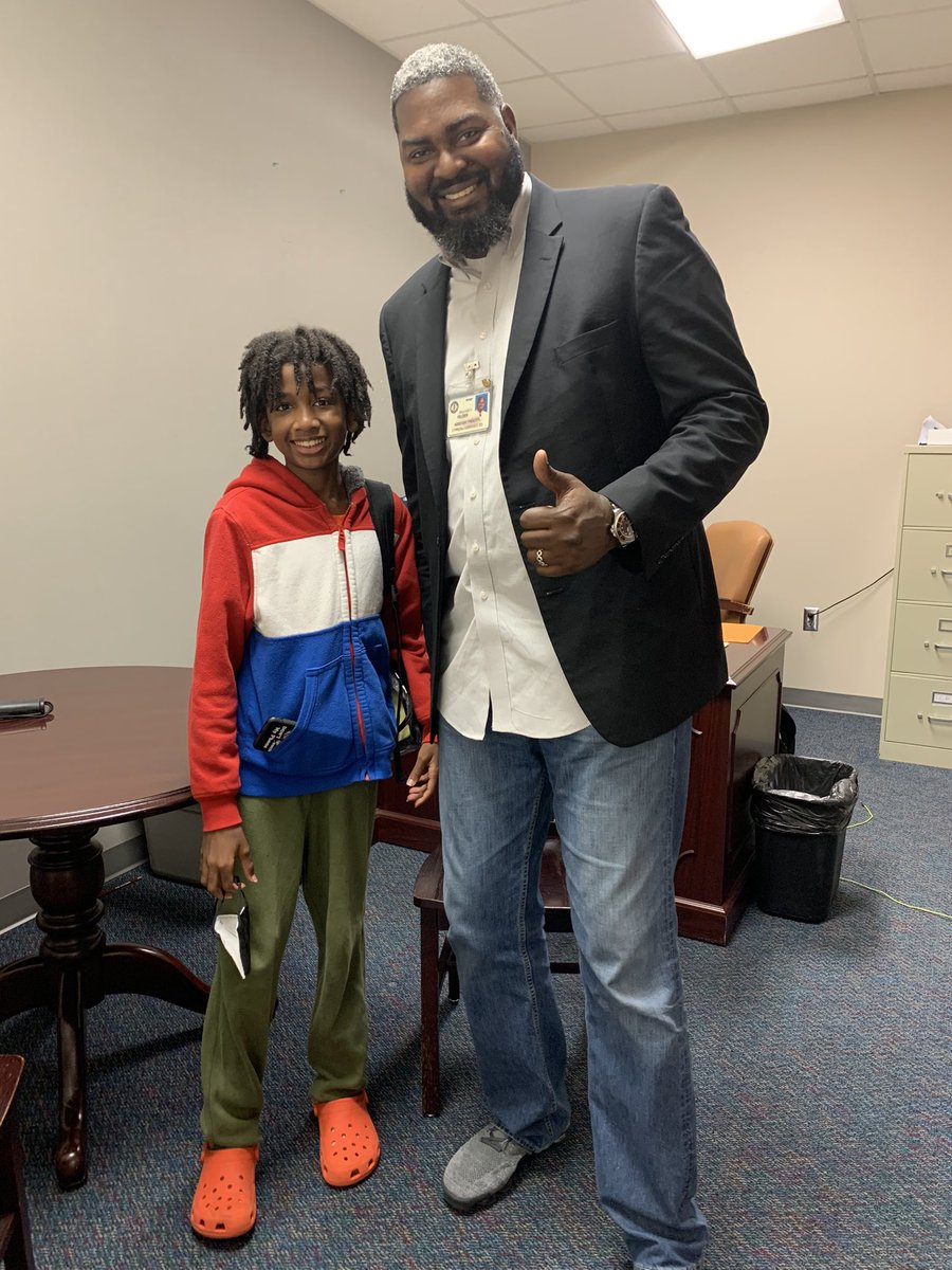 william_uhd's tweet photo. Smith M.S. Summer School has “Extraordinary” students doing great work, and a staff that truly takes care of our kids!!! Chip Chip Hooray!!! @CyFairISD https://t.co/eXQ1XQBx7U