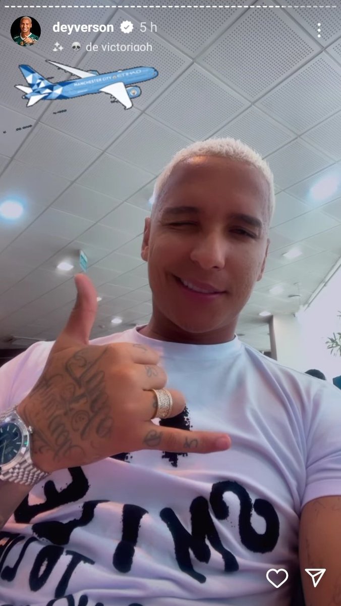 statsinter1909's tweet image. Storys do Deyverson, ex atacante do Palmeiras. 

Será??????