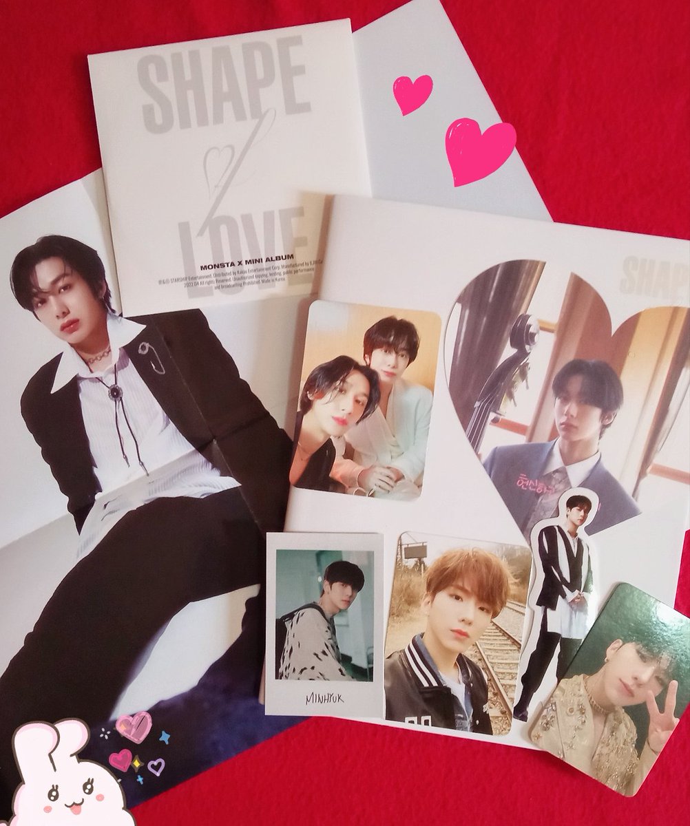 Marialeald18's tweet photo. Thank you so much @CocoChannelle_ for doing this GO, my album arrive to Venezuela perfectly and i couldn't be more happy, everything is so beautiful ❤️ You are an amazing GOM ❤️
#CocoGoproof #MonstaX https://t.co/V0yLW8vLVA