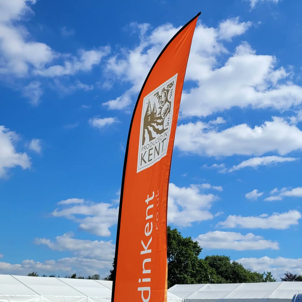 ProducedinKent's tweet photo. All set up for a sunny weekend at the @kentcountyshow Friday to Sunday. Lots of local producers to meet & buy from. Lotts to see & learn across the Show. Win a hamper of Kentish goodies. Find us by the woods,the big pink square on the map!
#buylocal #keepitkentish #supportkent https://t.co/VR89lHxchA
