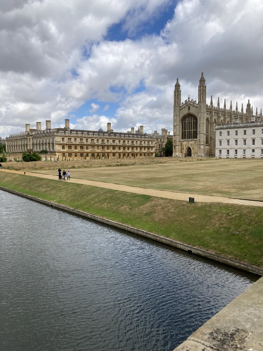 The Y12 Cambridge Residential is well underway. Lots of colleges visited today and students exploring their options. Looking forward to day 2 tomorrow <a href="/DHFSUpdate/">D H F S</a> #GreatToBeBack