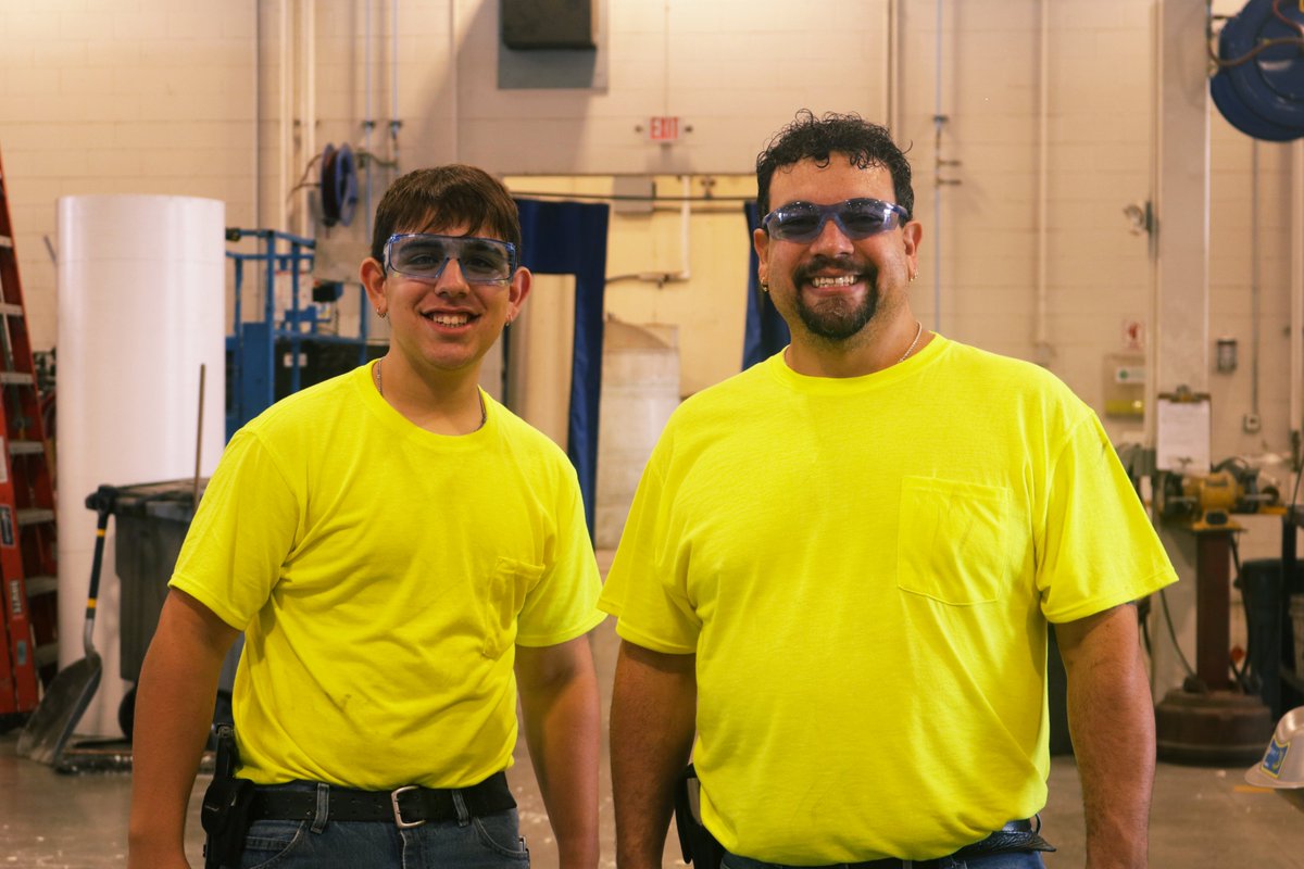 mstatesutility's tweet image. Bobby and his son Kyler decided to dress twin-style today! Always great to see a father and his son having fun working together!