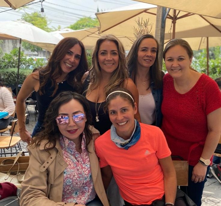 Me faltó tiempo queridas, ya las extrañaba! <a href="/alinepadper/">La mas</a> <a href="/decarcer/">Lola Lastra</a> <a href="/wilkag/">Wilkins</a> <a href="/li_retana/">Liliana</a>
