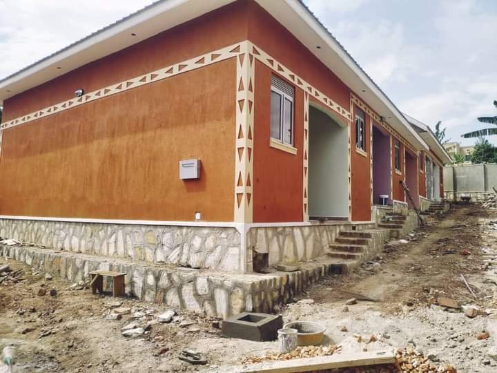 sure_uganda's tweet photo. Rentals for sale in #Namugongo -Sonde
#5double rooms for sale asking price #200millions ugx negotiable all making @1.8m monthly income Sited on #13decimals with ready title on table WHAT'S APP ME ON (+256705043548) OR CALL ME ON (+256788385406) https://t.co/MVtHGI2hjC