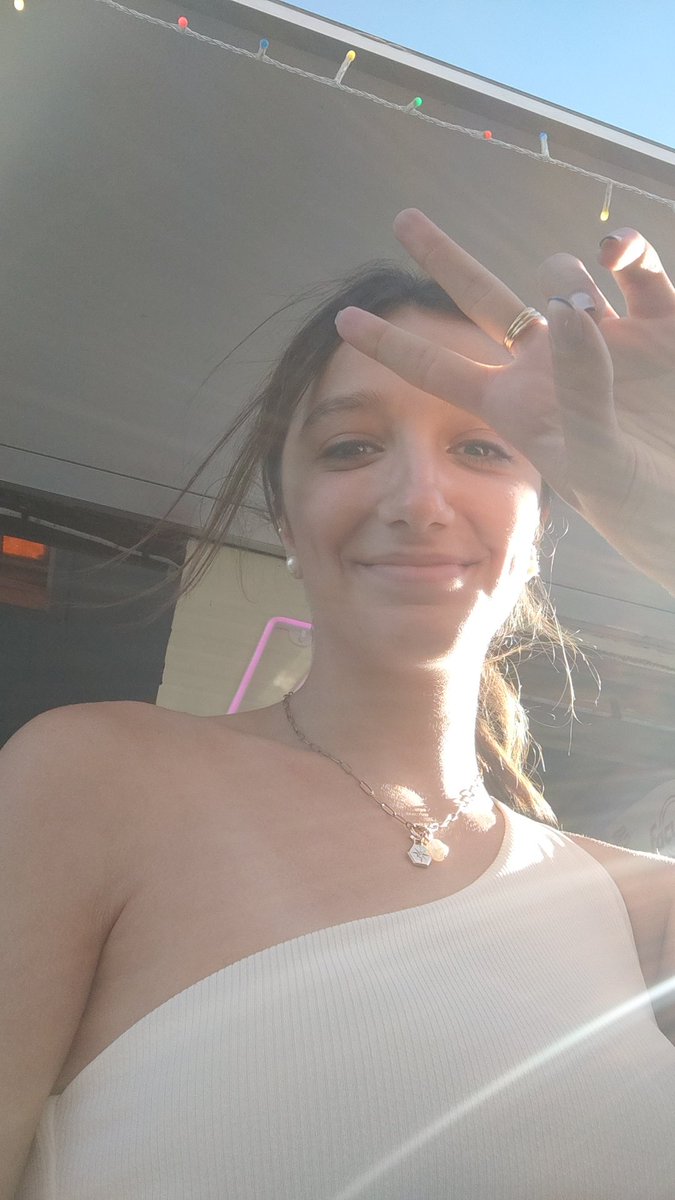 <a href="/edu_tuit/">𝔼𝕕𝕦 𝕄𝕒𝕣𝕥í𝕟𝕖𝕫</a> <a href="/cyldirecto/">Castilla y León directo</a> Sana y salva compañeros 😸