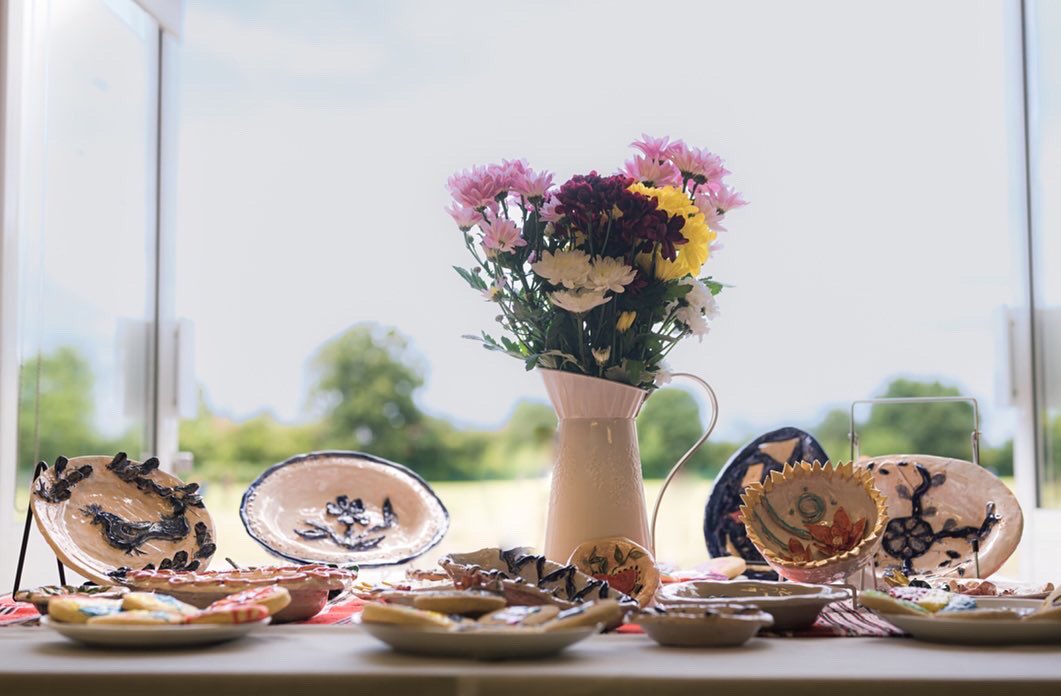 Chcsartdept's tweet photo. ‘What makes a home?’ 2022
Students have worked so hard to create their own ceramic plates to represent family time and their culture for this years GRT competition! 
We think you’ve done an amazing job, well done all of you 👏✨ 
#ceramics #chcsart @GypsyTravellers @ColtonHillsCS https://t.co/BCXrzVS2B6