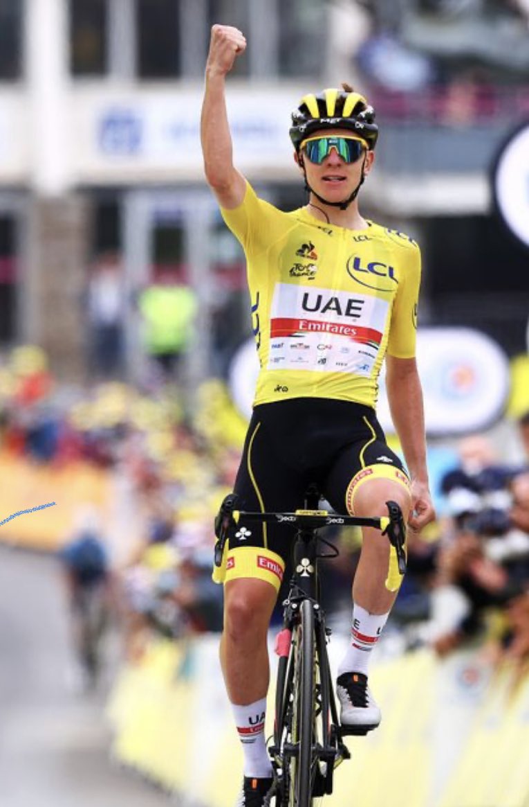 jhammershoi's tweet photo. Hvor tidligt i @LeTour bør man som forhåndsfavorit tage den gule førertrøje? Husker bl.a. debat om det i Armstrong-tiderne. Kunne være spændende at høre takes på det ift. Pocacar og UAE-holdet, der ser ind i en lang forsvarskamp resten af løbet. #tourtv2 @RitterTV2 @Staghoj https://t.co/fBygHLTDi1