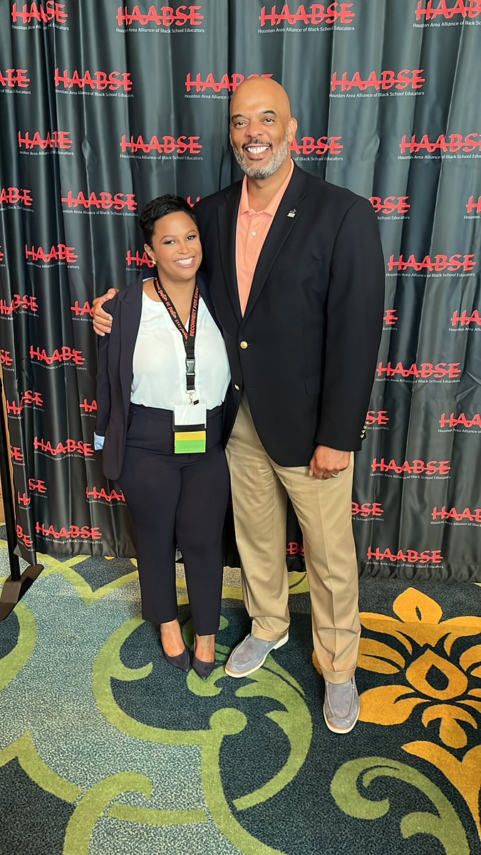 Attending today’s <a href="/HAABSE3/">HAABSE</a> PD conference with the HAABSE President and <a href="/HCDEtx/">Harris County Department of Education</a> Director, Julia Andrews!
