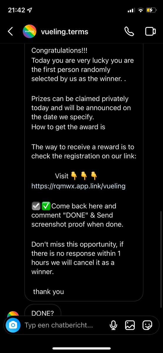 transaviafan's tweet photo. @vueling I think someone is faking your win action :-( https://t.co/DwvTLYSlqZ
