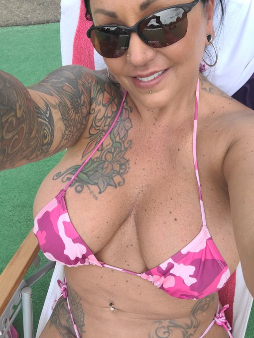 Love getting Tan on at the pool.#bronze #tattooed #soundsofsummertime Hope your day is a good one https://t<a href="/tag/bronze"class="tags">#bronze</a><a href="/tag/tattooed"class="tags">#tattooed</a><a href="/tag/soundsofsummertime"class="tags"><span>#soundsofsummertime</span></a>