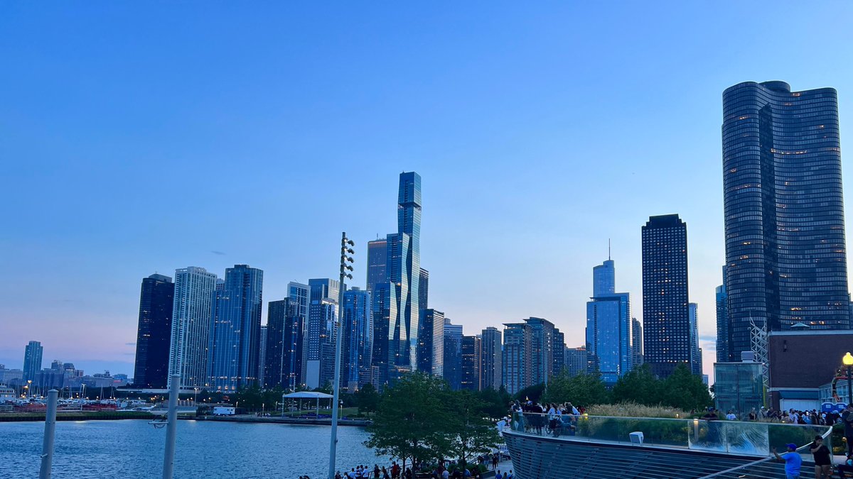 ChiTownComputer's tweet photo. Proudly serving the great people of Chicago with affordable and accessible computer repair and support services #PCRepair #affordablecomputerrepair #chitown #chicago #cityskyline
https://t.co/eSLVdZnJnw https://t.co/yfWjI1uyyC