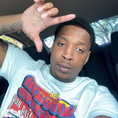 MackDean10's tweet photo. #NewProfilePic https://t.co/KREoWjQrd2