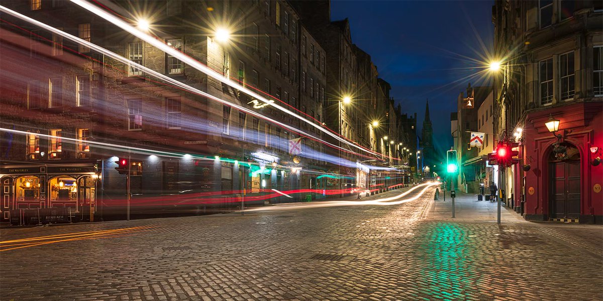 TomDuffinPhotos's tweet photo. Three of Edinburgh's best Old Town pubs there

#Edinburgh #RoyalMile #ScottishPubs
@EndEdinburgh @thewaverleyBar @No1_HighStreet @RoyalMileEdin https://t.co/s1hyHKEaks