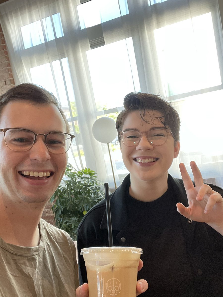 n350sl's tweet photo. Ran into brilliant creator @Morgan_Eckroth aka MorganDrinksCoffee today at Onyx Coffee. If you haven’t seen their stuff before, be sure to check it out! https://t.co/CKiZJ3g4mP