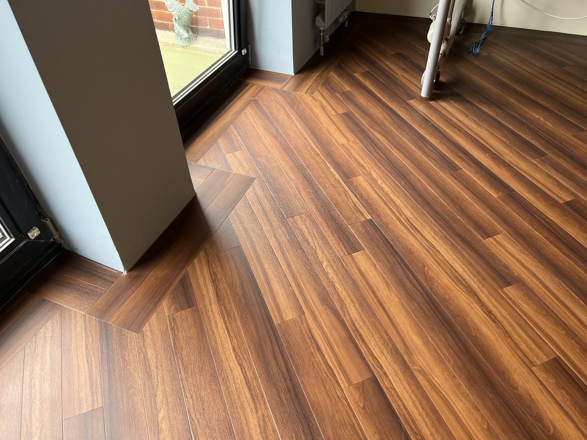 enhancedfloors's tweet photo. @Simply_Amtico Flooring laid to Disabled conversion by @enhancedfloors in #Southsea 

#Portsmouth #Amtico #Signature #LuxuryVinylTiles #Rosewood https://t.co/HAXe7mtYnE