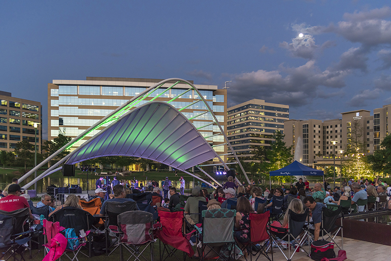 jason_higham's tweet photo. #RockTheRow 🎵 🎤 Enjoy FREE live music presented by @TheTownshipTX on Thurs evenings @ Hughes Landing 🎶 
»
Dates: 7/7/2022, 7/14/2022, 7/21/2022, 7/28/2022, 8/4/2022, 8/11/2022
Time: 7:00 PM to 9:00 PM https://t.co/vjYsyuT902