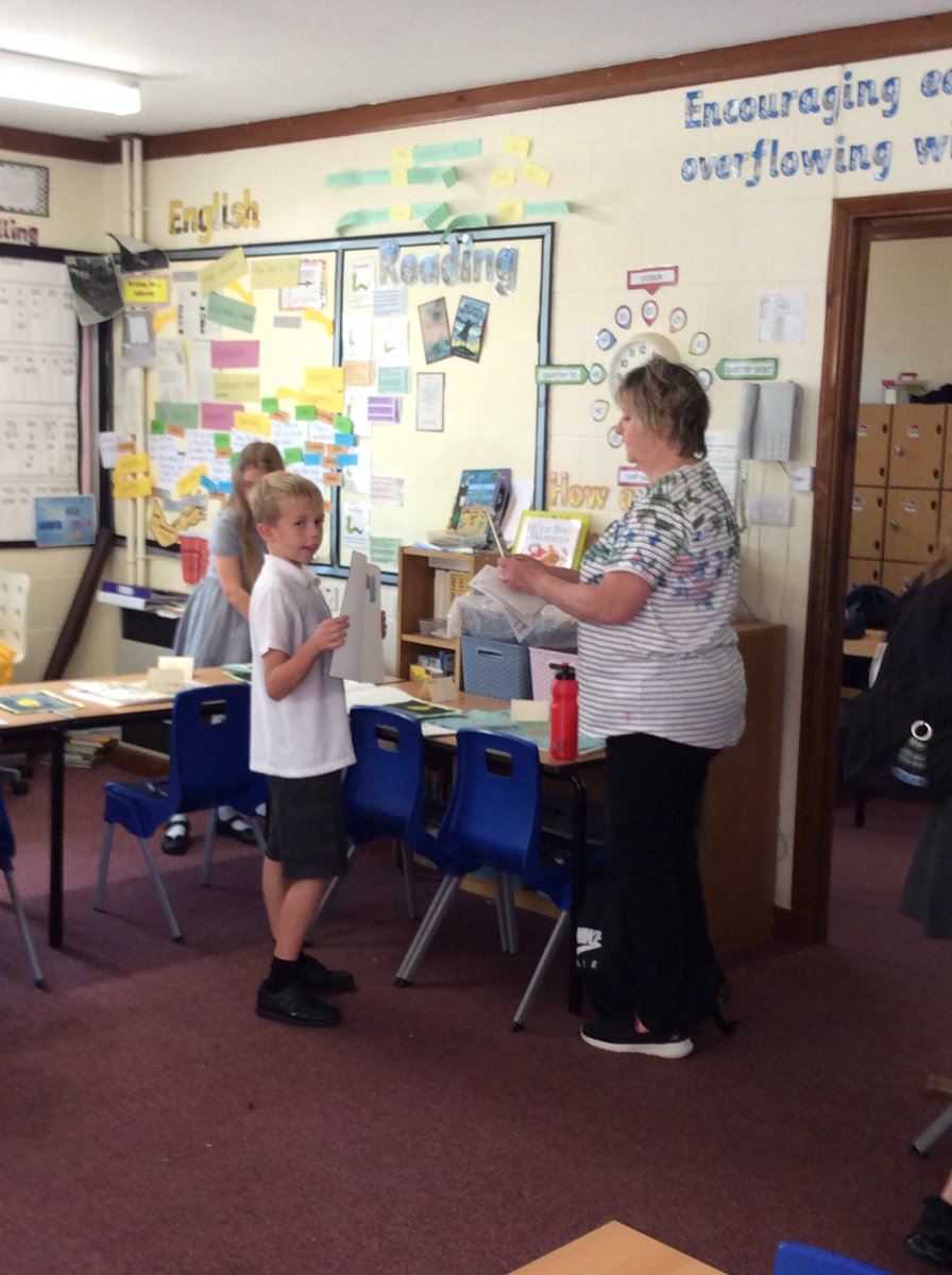 MrsSmithStT's tweet photo. Wonderful art gallery tonight sharing our work from the year with parents and carers @StThomasBoston @InfinityAcad @mrs_milne #mightycreatives @Artsmarkaward https://t.co/0r3BH2sOIn