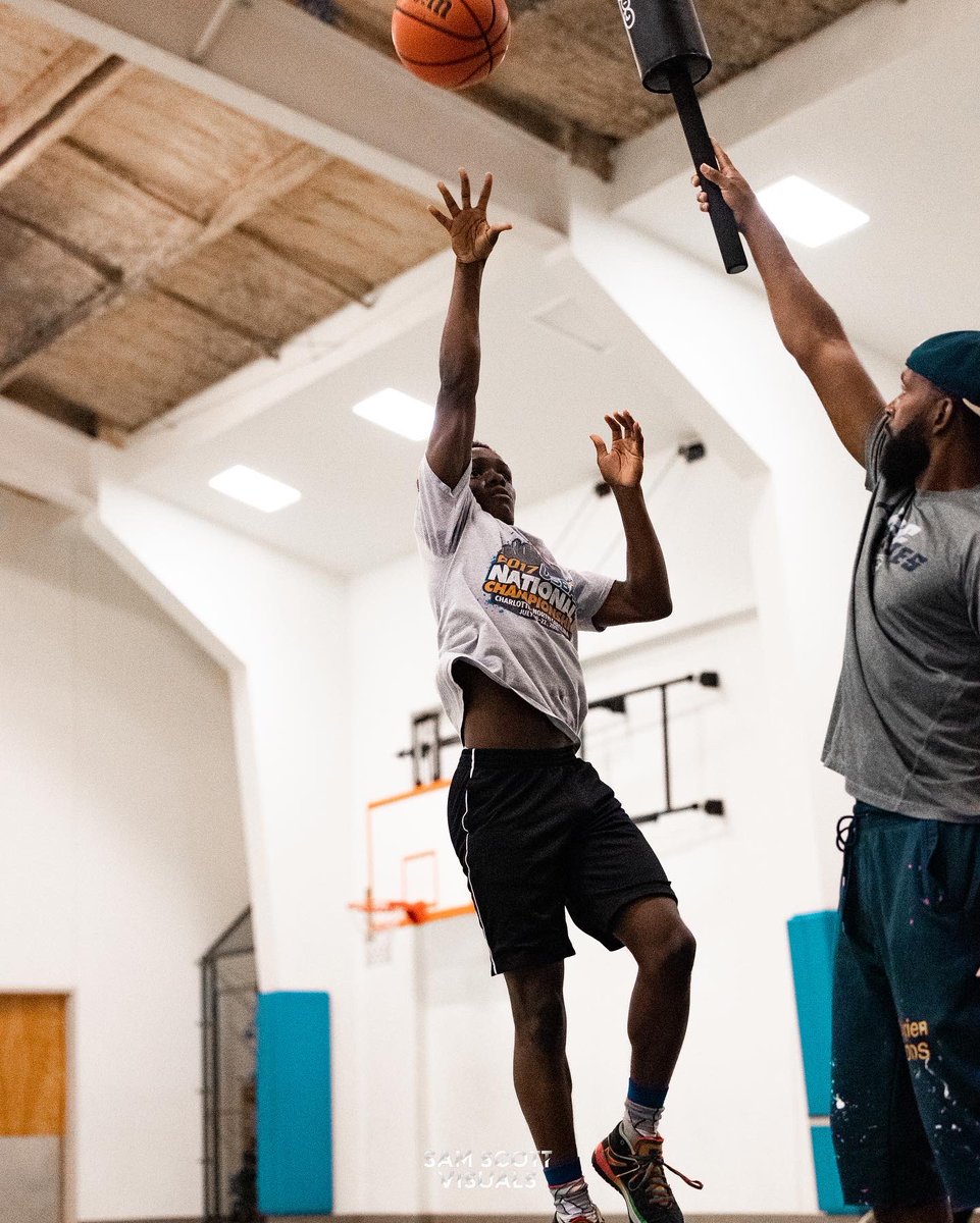 “Small circle, it’s a chosen few”